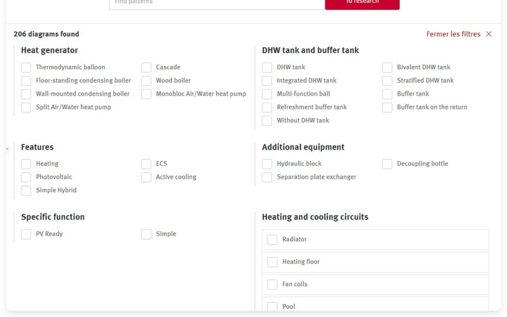Férfi dolgozik laptopon, használja a szerszámot